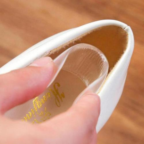 Как смягчить задник пятку на обуви из кожи. Что делать, если задник натирает