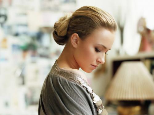 Средние женские стрижки: 10 модных вариантов для лица любого типа 09 Средние женские стрижки: 10 модных вариантов для лица любого типа 09