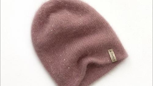 Вязаные шапки спицами для женщин 50 лет своими руками. Женская шапка спицами – 87 простых и необычных моделей