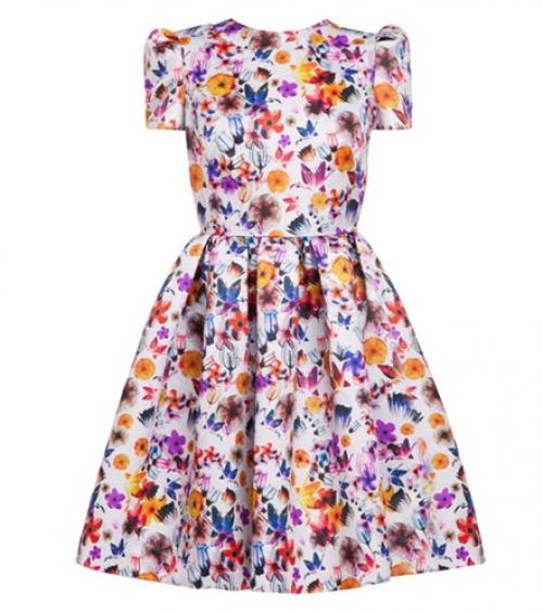 Как выбрать подходящее платье для своего телосложения. Как выбрать платье по фигуре: основные модели платья и их «магические» свойства