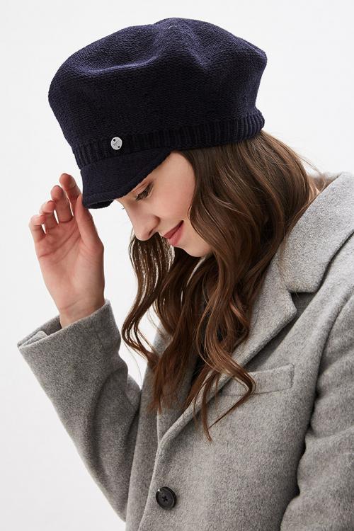 Как подобрать шапку по форме лица женщине посл.  С пуховиком 16