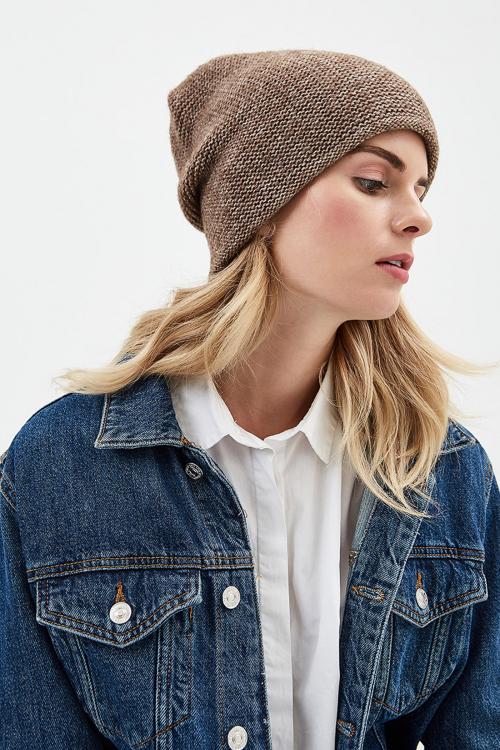 Как подобрать шапку по форме лица женщине посл.  С пуховиком 12