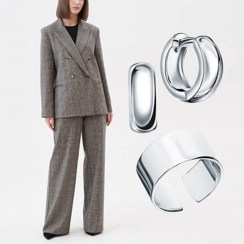 Как выбрать аксессуары к наряду с футболкой. Подбираем аксессуары под свой стиль одежды