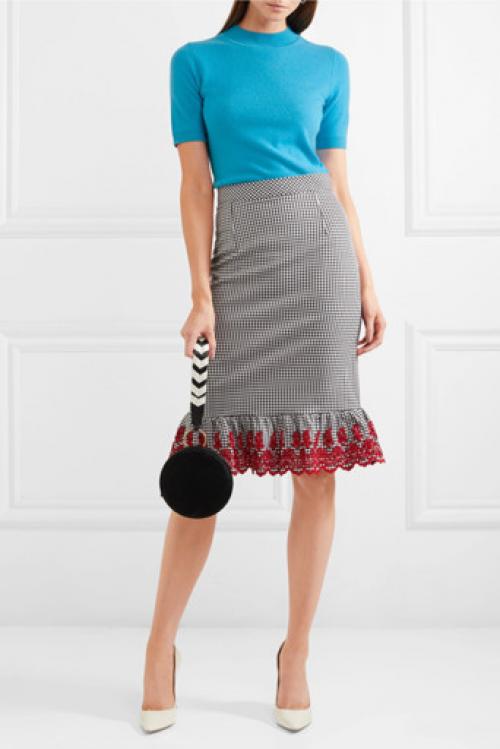 Свитер с коротким рукавом с чем носить. Классическая модель