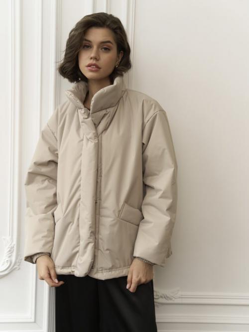 Какие аксессуары лучше всего сочетаются с оверсайз футболкой. Оверсайз в одежде