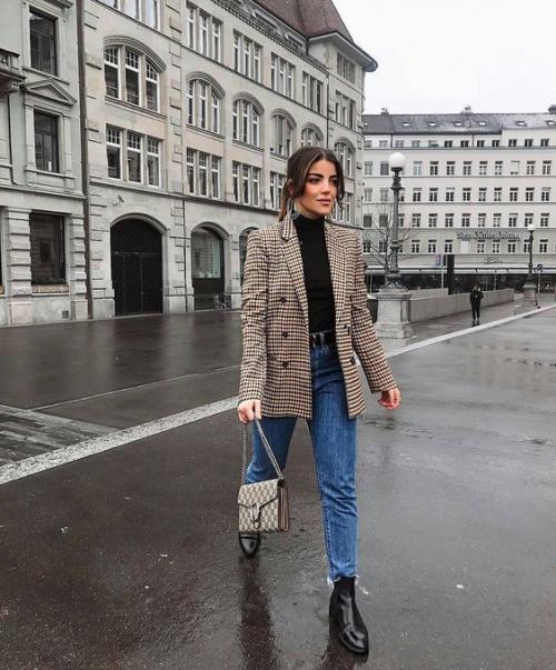 Какие туфли лучше всего сочетаются с футболкой и джинсами. Как подобрать обувь под джинс