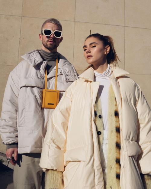 Можно ли носить оверсайз футболку с брюками, и если да то как. Оверсайз-гардероб