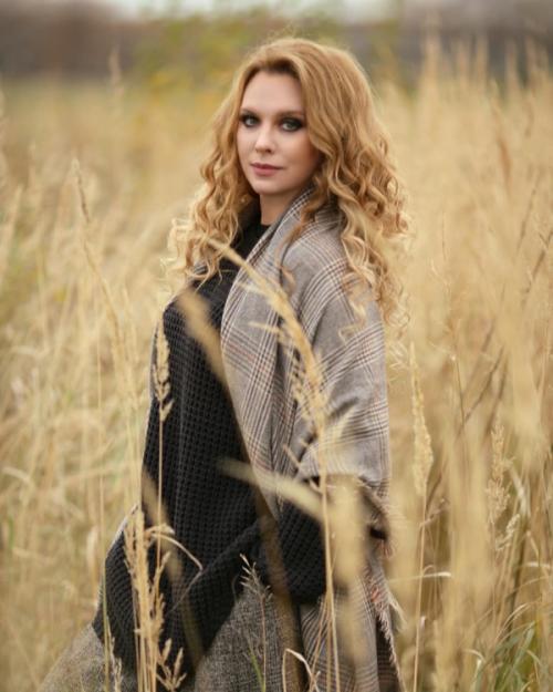 В браке Варвара за собой не ухаживала. 3 основных причины, почему женщины после замужества перестают ухаживать за собой 15