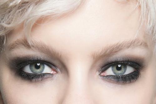 Макияж с черными тенями, как называется. Всё о макияже смоки айс