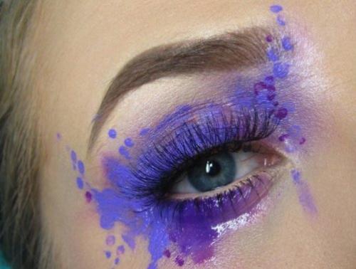 Черно белый макияж на хэллоуин. Макияж и грим на Хэллоуин: делаем мейкап своими руками в домашних условиях