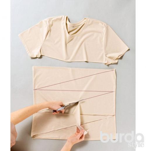 6 способов завязать футболку: как сделать свой образ стильным и уникальным 06