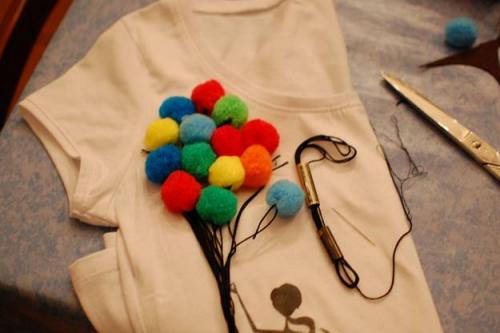 Можно ли использовать дополнительные аксессуары для украшения завязанной футболки. Как своими руками украсить футболку, идеи и полезные советы