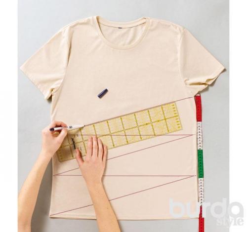 6 способов завязать футболку: как сделать свой образ стильным и уникальным 05