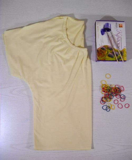 Можно ли использовать дополнительные аксессуары для украшения завязанной футболки. Как своими руками украсить футболку, идеи и полезные советы