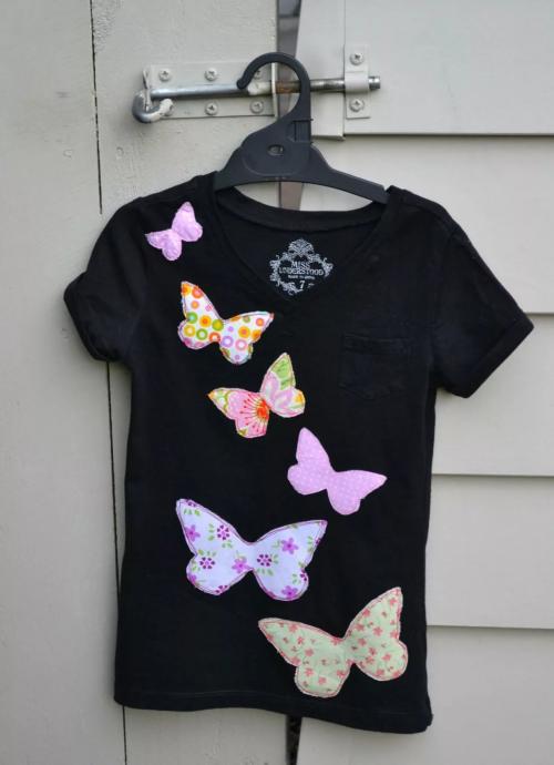 Можно ли использовать дополнительные аксессуары для украшения завязанной футболки. Как своими руками украсить футболку, идеи и полезные советы