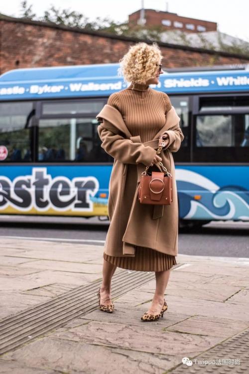 Какие платья носить в 50+. Какие платья 50+ будут актуальны осенью-зимой 2023-2024