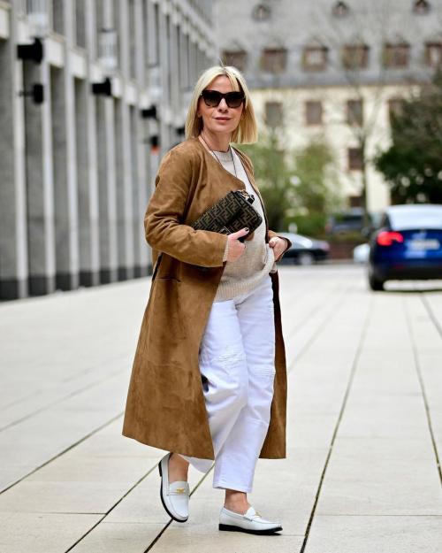 Мода весна-лето 2023 для женщин з.  Модные образы для женщин 40-50 лет весна-лето 2023: самые модные примеры