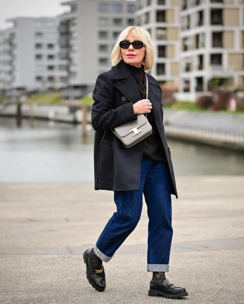 Мода для женщин за 50 зима 2023 года. Что носить дамам 50 лет в 2023 году: 16 беспроигрышных решений