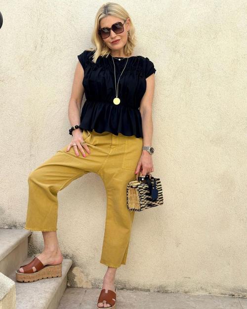 Мода весна-лето 2023 для женщин з.  Модные образы для женщин 40-50 лет весна-лето 2023: самые модные примеры