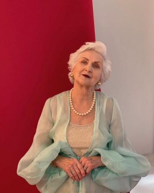 Итальянская мода для женщин з.  Как одеваются стильные итальянки в возрасте: 11 образов на зависть молодым