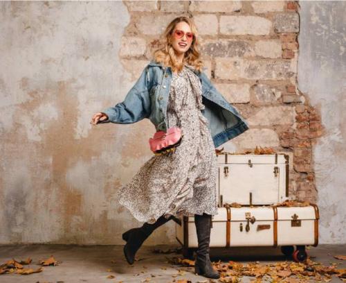 Осень в летних платьях: как сочетать сезонные стили 01