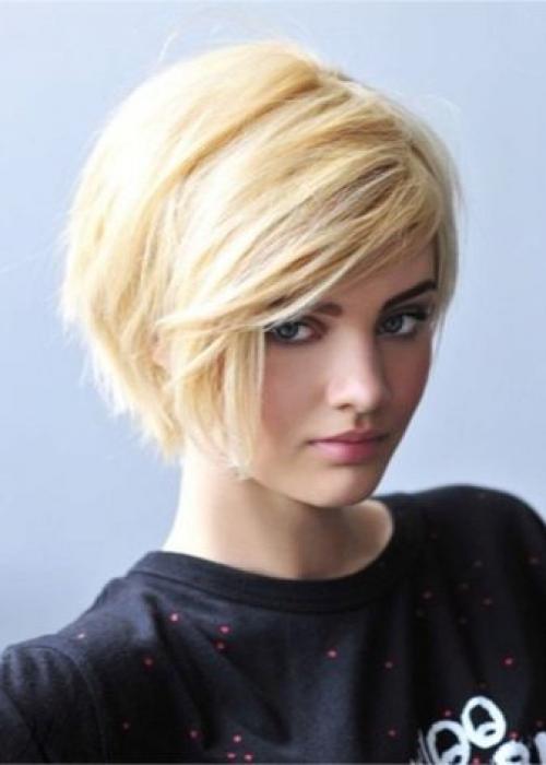 Прямые стрижки с косой челкой. Популярные стрижки с косой челкой 30 Прямые стрижки с косой челкой. Популярные стрижки с косой челкой 30