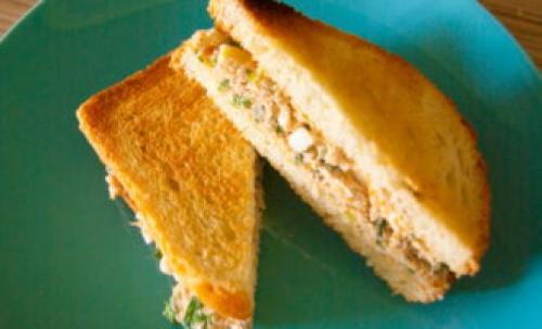 Клаб сэндвич с тунцом. Сэндвич с тунцом —, как вкусно и просто приготовить