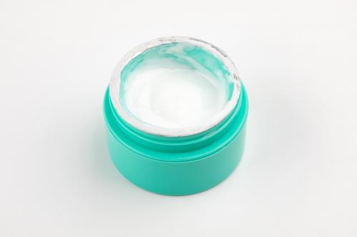 Как наносить гель-лак на Полигель. Акригель —, что это такое и как с ним работать?