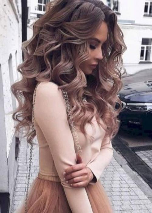 Прически с прямыми волосами. Женские стрижки на длинные прямые волосы 24 Прически с прямыми волосами. Женские стрижки на длинные прямые волосы 24