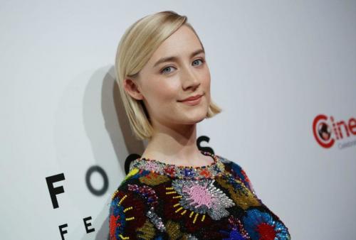 Ровный срез волос плюсы и минусы. Прямой срез волос: 9 идеально ровных стрижек. Лови тренд!