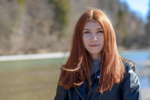 Ровный срез волос плюсы и минусы. Прямой срез волос: 9 идеально ровных стрижек. Лови тренд!