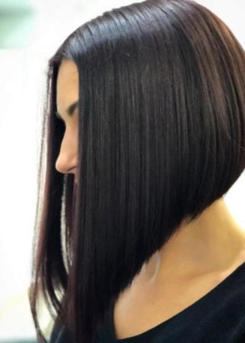 Стрижка на средние прямые волосы с челкой. Красивые и модные стрижки с челкой на средние волосы в 2022 году 37