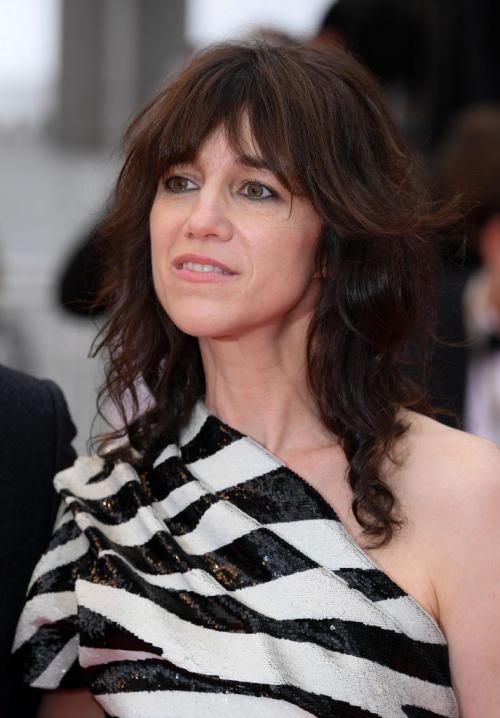 Французская челка-шторка. Челка по бокам, она же — челка шторка: 60 фото и 2 видео для вдохновения