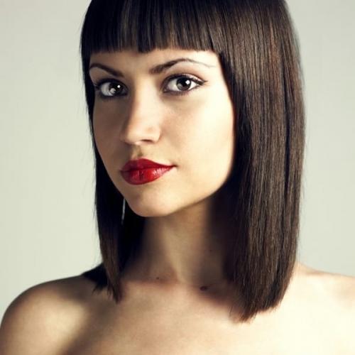 Прямая челка со средними. Какую челку выбрать