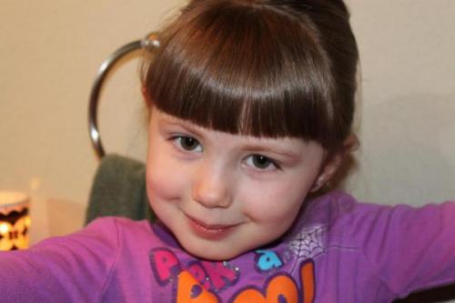 Как ровно подстричь челку ребенку. 4 совета, как подстричь челку ребенку