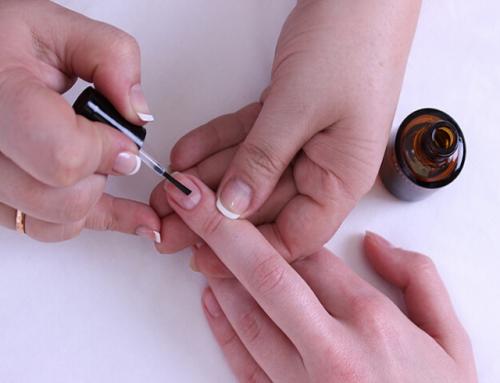 При наращивании ногтей, что сначала наносят топ или базу. Что сначала наносится: топ или база? 07 При наращивании ногтей, что сначала наносят топ или базу. Что сначала наносится: топ или база? 07