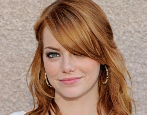 Косая челка с уголком. Стильная косая челка: фото