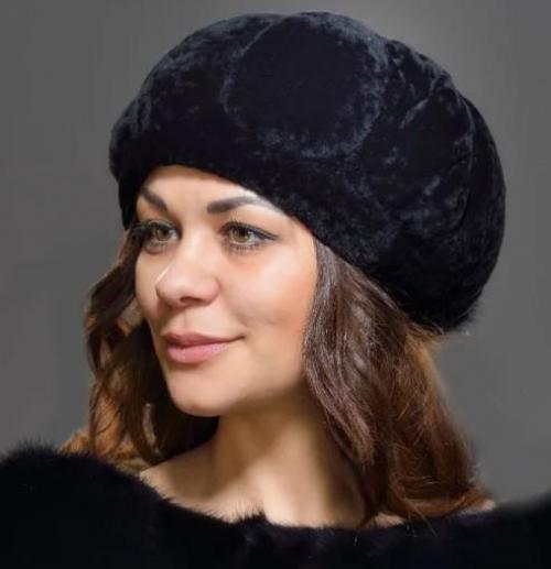 5 моделей шапок для женщин 40+. 8 лучших зимних головных уборов для женщин 40+