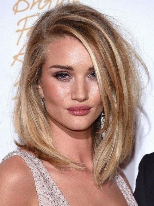 Стрижки на средние волосы с челкой без укладки. Стрижки на средние волосы без укладки