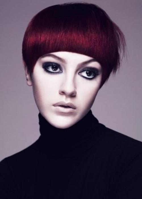 Челка с удлинением по бокам. Разновидности 01