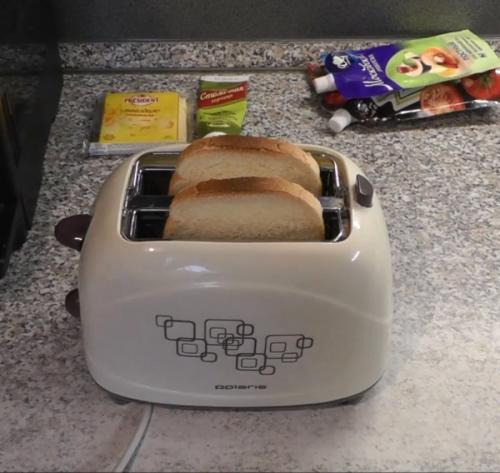 Клаб-сэндвич с говядиной. Клаб сэндвич с беконом из мраморной говядины и яйцом