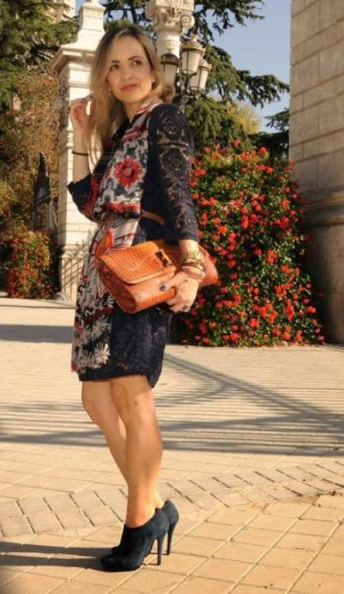 Летнее платье для женщин 60 лет. Цвета, принты и декор платьев для женщины 60 лет