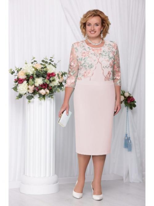 Что одеть на свадьбу женщине 50 лет. Нарядные образы для женщин за 50