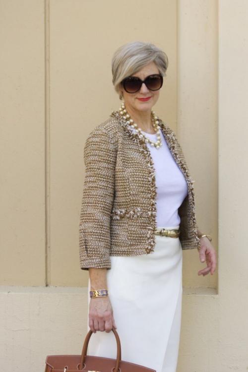 Что одеть на свадьбу женщине 50 лет. Нарядные образы для женщин за 50