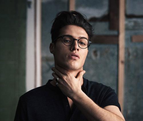 Как подобрать форму солнцезащитных очков. Как выбрать качественные очки по типу защиты? 18