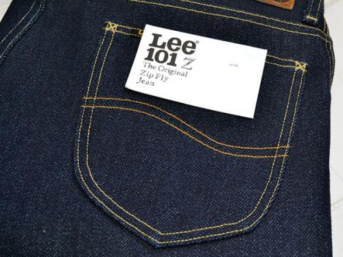 Определение джинсов на резинке: все, что нужно знать о популярном стиле одежды 01 Определение джинсов на резинке: все, что нужно знать о популярном стиле одежды 01