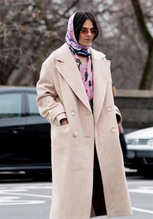 С чем носят длинное пальто. Длинное пальто: подбираем модные сочетания