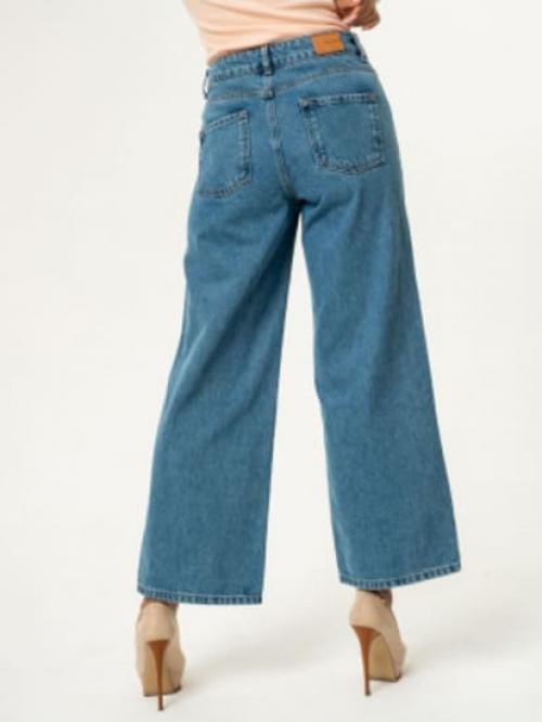 Все фасоны женских джинсов: от классики до модных трендов 04 Все фасоны женских джинсов: от классики до модных трендов 04