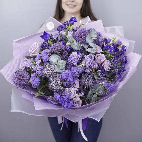 Как влюбить в себя мужчину на расстоянии. Как обратить на себя внимание мужчины на расстоянии?