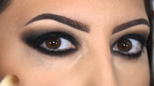 Черный макияж глаз — модные идеи, как сделать современный эффектный черный макияж глаз. 120 фото красивых сочетаний